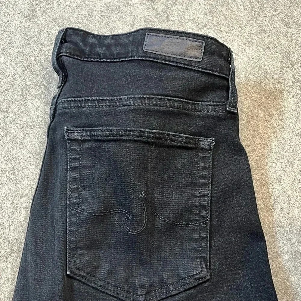 AG The Farrah Skinny, High Rise Skinny. 26R. Super Soft!!